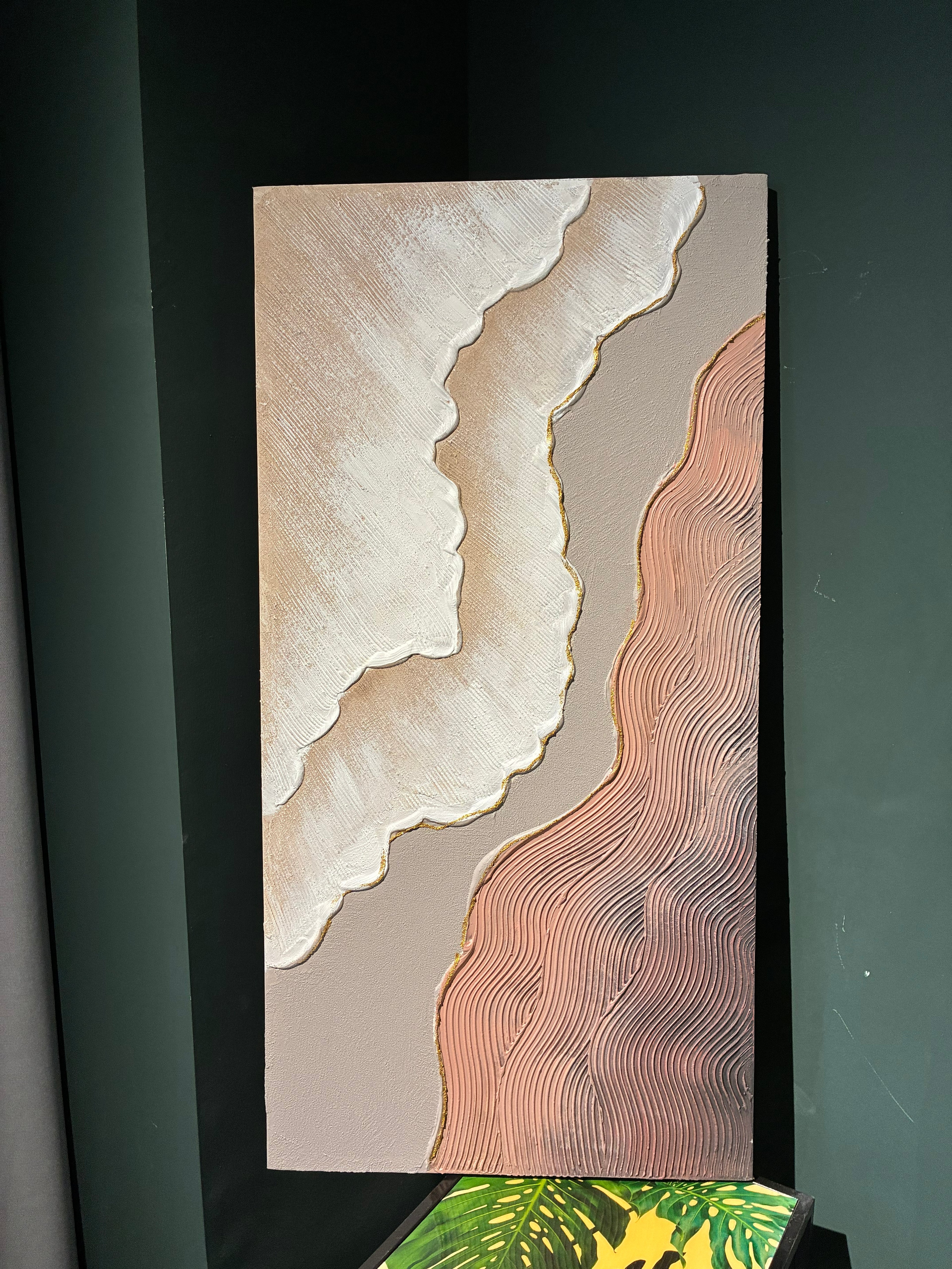 Gallery-wrapped edge profile detailing of the pre-stretched ready to hang bedroom wall decor.